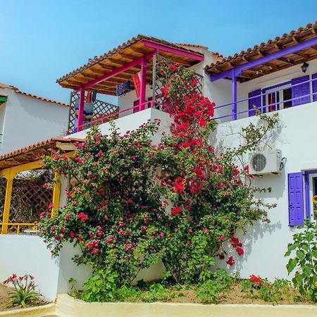 Sunflowers Apartments Marathókampos Exterior foto
